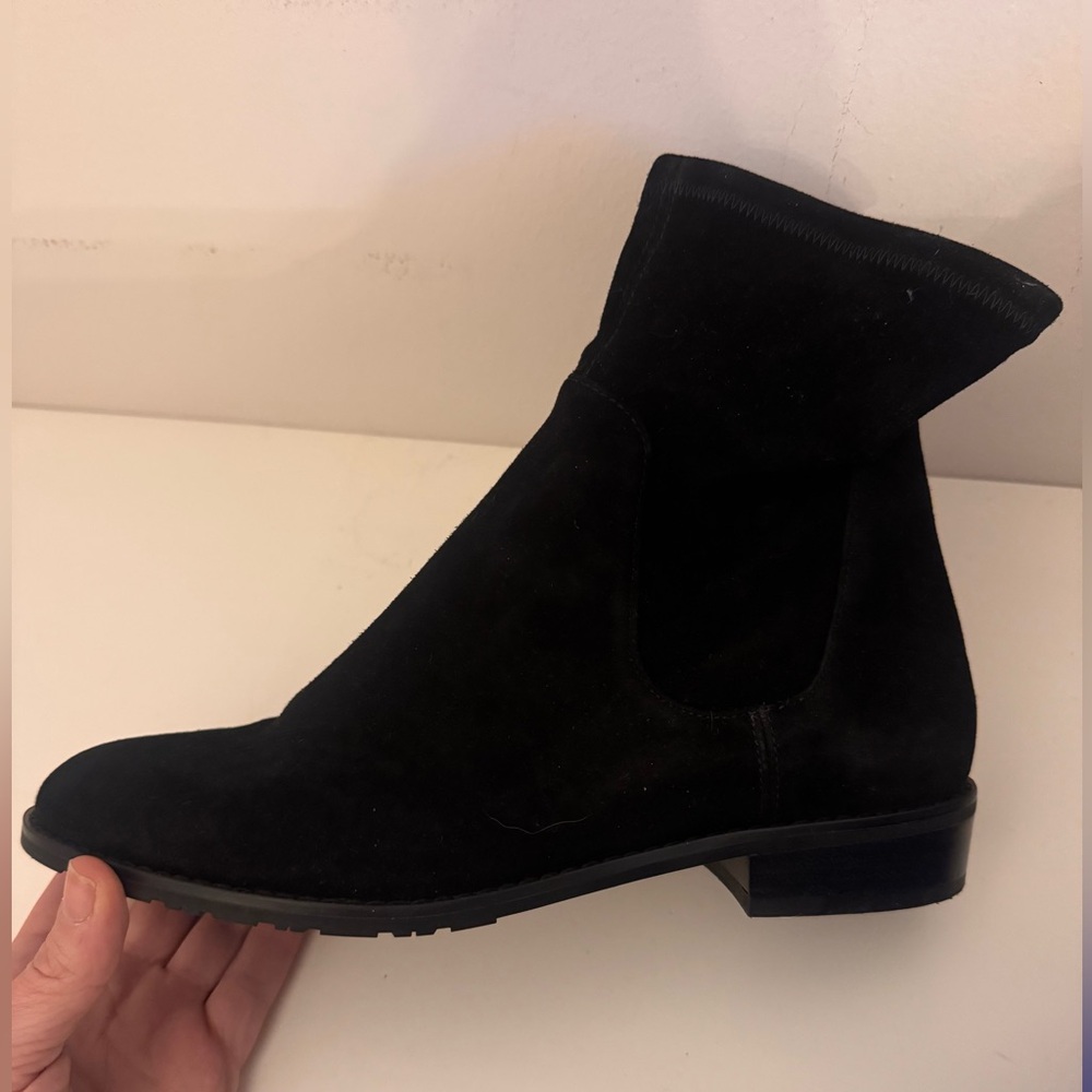 Stuart Weitzman Lilene Bootie Suede Ankle Boots black size 6m